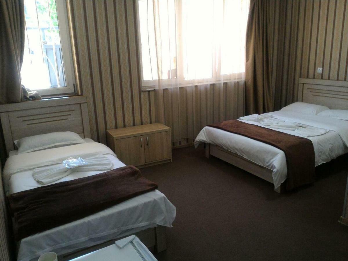 ティビリシ 7 Star Bed & Breakfast エクステリア 写真