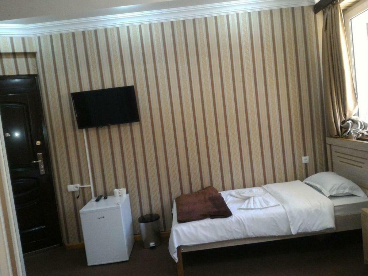 ティビリシ 7 Star Bed & Breakfast エクステリア 写真