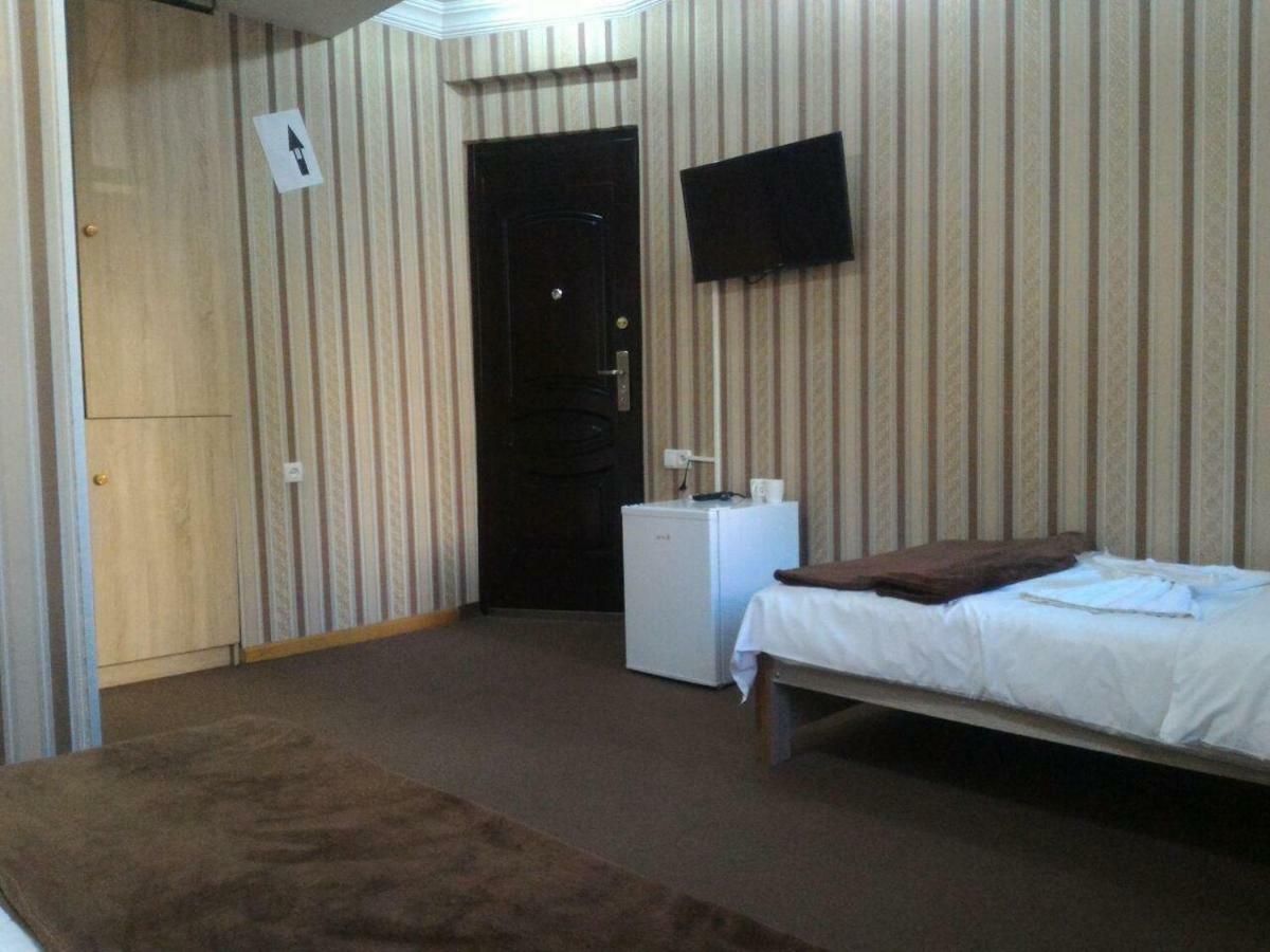 ティビリシ 7 Star Bed & Breakfast エクステリア 写真