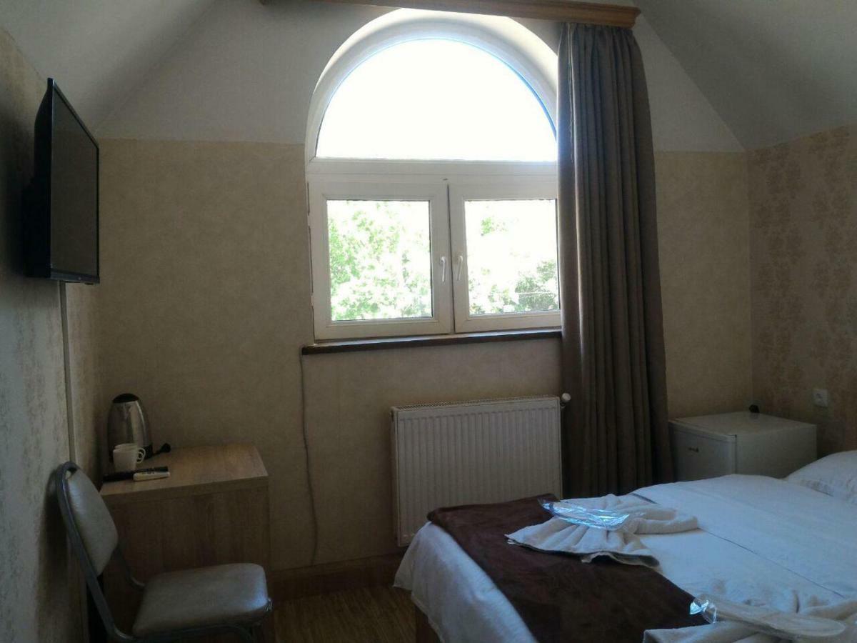 ティビリシ 7 Star Bed & Breakfast エクステリア 写真